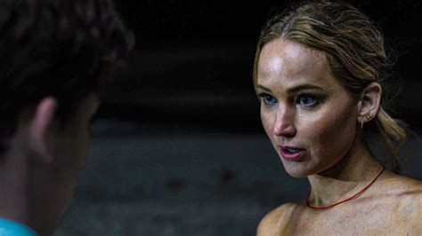 jennifer lawrence beach fight scene|Jennifer Lawrence had no hesitation over nude beach。